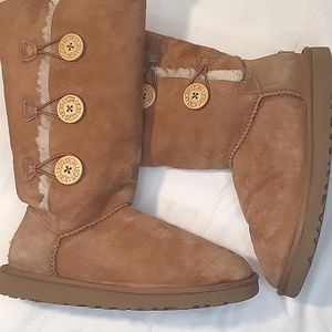 UGG Bailey 1873 Chestnut Color Women's 3 Button Tall Boots.